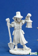 Reaper Bones: Townsfolk:Undertaker 77143 RPG - Miniatures